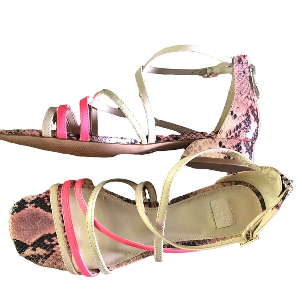 Louise et Cie NWOT Lo-eleri neon pink snakeskin sandals